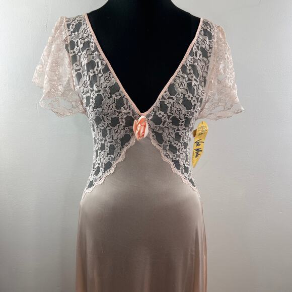 VINTAGE Val Mode Pink Sleep Dress Floral Sheer Lace Deep V-Neck Sz Small NEW - Picture 3 of 11